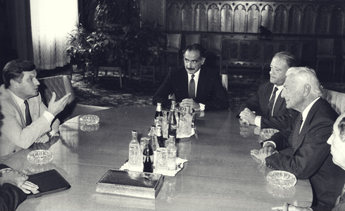 Work meeting with a Jugoslavian government representative in October 1988