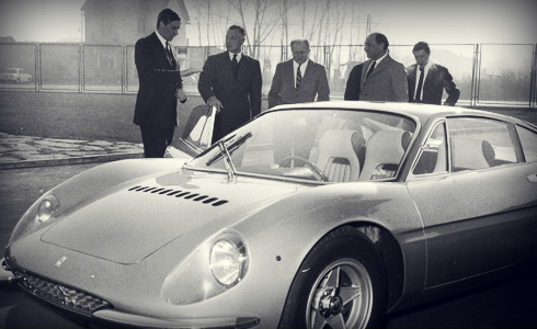 1967. Presentation at the Pininfarina Plant of Ferrari 365 PII Berlinetta Special.