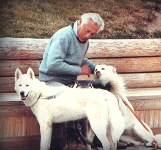 Gianni Agnelli with his dogs at St. Moritz